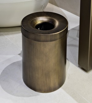 Bathroom wastebasket with lid